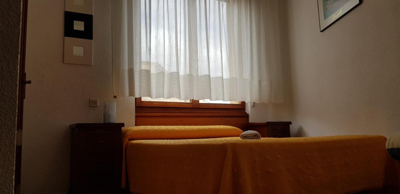 Pension Salamanque Extérieur photo